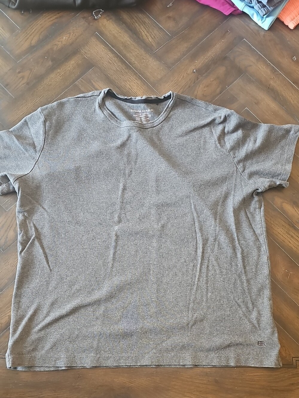 Banana Republic Men's Short-Sleeve Crew T-Shirt — Heather Gray